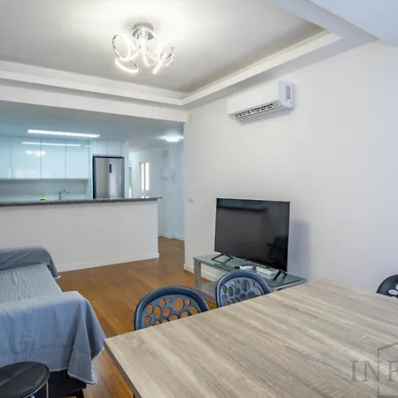 Marysol Inftour 公寓 *